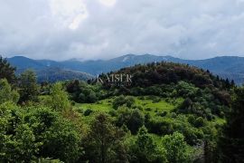 Crni Lug – građevinsko zemljište s prekrasnim pogledom, Delnice, Arazi