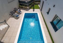 Otok Krk, grad Krk - ekskluzivan dvoetažni apartman, Krk, Διαμέρισμα