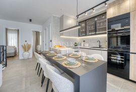 Otok Krk, grad Krk - ekskluzivan dvoetažni apartman, Krk, Kвартира