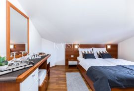 Lovran – Apartmanska vila s velikim zemljištem i projektom za boutique hotel, Lovran, Ev