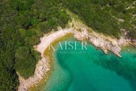 Otok Krk - poljoprivredno zemljište 150 m od mora, Krk, Земля