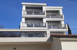 Rijeka, Martinkovac - stan 204m2 s pogledom na more, Rijeka, Appartement