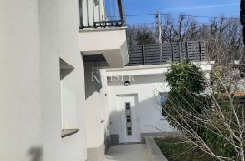 Rijeka, Martinkovac - stan 137m2 s pogledom na more, Rijeka, Apartamento