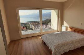 Rijeka, Martinkovac - stan 137m2 s pogledom na more, Rijeka, Apartamento