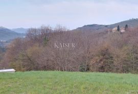 Istra, Motovun-građevinsko zemljište s pogledom na jezero Butoniga, Motovun, Земля