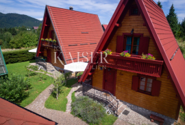 Gorski kotar - turistički kompleks u blizini NP Risnjak, Delnice, Terreno