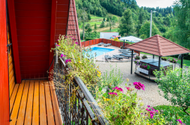 Gorski kotar - turistički kompleks u blizini NP Risnjak, Delnice, Land