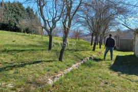 Istra - Cerovlje građevinsko zemljište 2400 m2, Cerovlje, Arazi