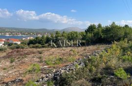 Šibenik- 7100 m2 građevinsko zemljište 200 m od mora, Šibenik - Okolica, Terrain