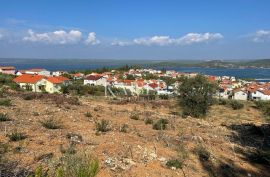 Šibenik- 7100 m2 građevinsko zemljište 200 m od mora, Šibenik - Okolica, Terrain