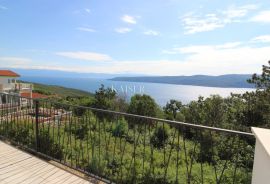 Rabac - novogradnja s panoramskim pogledom na more, 100 m2, Kršan, Ev