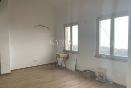 Kastav- stan s predivnim pogledom na cijeli Kvarner, Kastav, Appartment