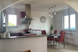 Ičići - stan 173 m2, otvoreni pogled na more, parking, Opatija - Okolica, Appartment