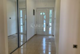 Ičići - stan 173 m2, otvoreni pogled na more, parking, Opatija - Okolica, Appartment