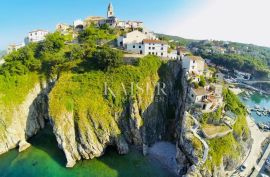 Vrbnik – Kuća s neponovljivom pozicijom i pogledom, Vrbnik, Haus