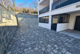 Crikvenica, Dramalj - apartman u prizemlju, 300 m od mora, Crikvenica, شقة