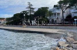 Otok Krk, Malinska - Odličan stan prvi red do mora, Malinska-Dubašnica, Appartamento