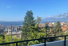 Rijeka, Bulevard - 2S+DB, odličan stan s pogledom na more, Rijeka, Appartement