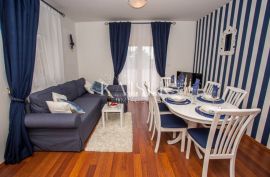 Crikvenica - Luksuzna kuća s pet apartmana, Crikvenica, Σπίτι