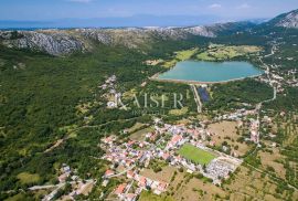 Tribalj - villa s bazenom, Vinodolska Općina, بيت