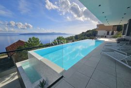 Opatija, okolica - luksuzna villa 340m2 sa bazenom, Opatija, Дом