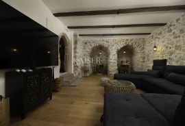 Otok Krk, Risika - luksuzna villa sa bazenom, Vrbnik, Haus