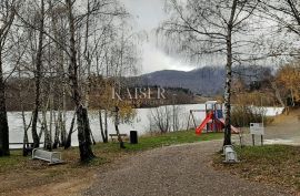 Gorski kotar, Fužine - građevinsko zemljište sa puno potencijala, Fužine, Arazi