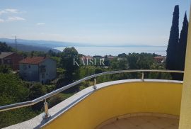 Matulji - kuća s apartmanima, Matulji, Famiglia