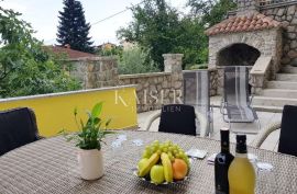 Matulji - kuća s apartmanima, Matulji, Σπίτι