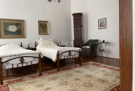 Rijeka, Centar – Gospodski stan s pet soba, Rijeka, Appartement