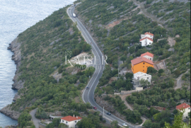 Senj, Bunica – Kuća s devet apartmana 100 metara od plaže, Senj, Maison