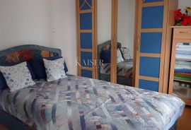 Crikvenica – Kuća s bazenom, 2 apartmana i pogledom na more, Crikvenica, Maison