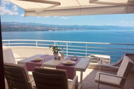 Opatija – Dvoetažni stan 4S+DB s fantastičnim pogledom, Opatija, Kвартира