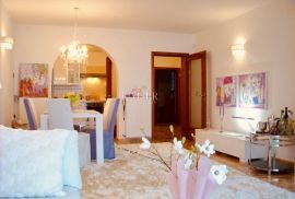 Opatija – Dvoetažni stan 4S+DB s fantastičnim pogledom, Opatija, Wohnung