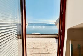 Opatija – Dvoetažni stan 4S+DB s fantastičnim pogledom, Opatija, Stan