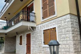 Opatija, Volosko – Obiteljska vila s pogledom na more, Opatija, بيت