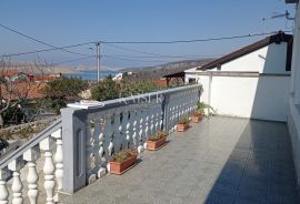 Jadranovo - Kuća sa 3 stana i pogledom na more, Crikvenica, Haus