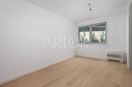 Opatija, moderan stan u novogradnji s pogledom na more, Opatija, Apartamento