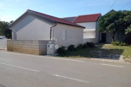 VIR, ZADAR --DVIJE KUĆE, Zadar - Okolica, House