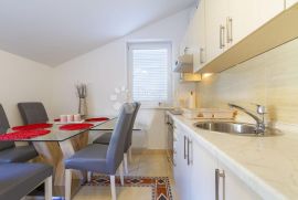 APARTMAN 1 RED DO MORA PRILIKA!!, Crikvenica, Kвартира