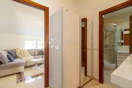 APARTMAN 1 RED DO MORA PRILIKA!!, Crikvenica, شقة