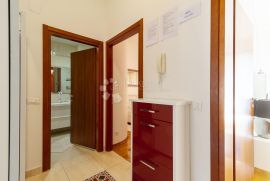 APARTMAN 1 RED DO MORA PRILIKA!!, Crikvenica, شقة