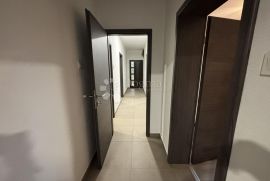 ZAMET,  4 sobe, 8 kreveta, Rijeka, Apartamento