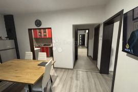 ZAMET,  4 sobe, 8 kreveta, Rijeka, Appartment