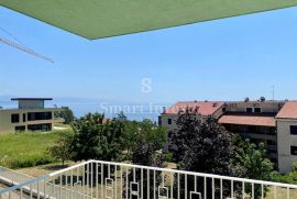 IČIĆI, stan 3S+DB s pogledom na more i garažom, Opatija - Okolica, Appartment