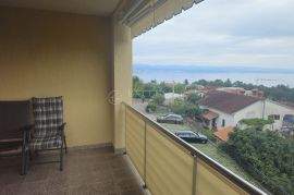 IČIĆI-STAN S GARAŽOM NA 2 KATU- PREPORUČAMO, Opatija - Okolica, Appartement