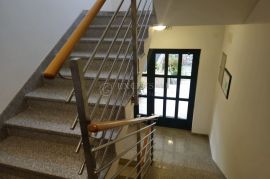 IČIĆI-STAN S GARAŽOM NA 2 KATU- PREPORUČAMO, Opatija - Okolica, Appartement