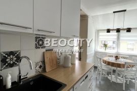 Novi Sad, Liman 3, Balzakova, 3.0, 77m2, Novi Sad - grad, Appartment