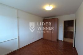 2.5 stan, top lokacija, Arena, renoviran ID#123332, Novi Beograd, Appartment