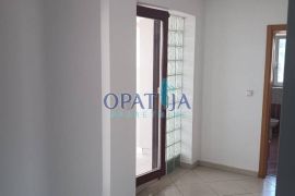 Opatija-Ičići, prekrasan 3 sobni stan za radnike 200 €, Opatija - Okolica, شقة